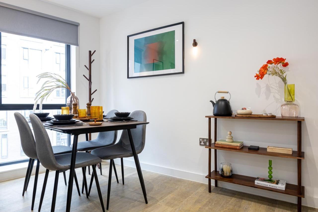 Oscar House - 1 Bed Apartment *